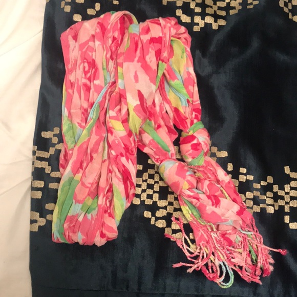 Lilly Pulitzer Accessories - First Impression Resort Scarf
